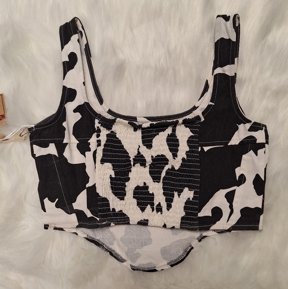 Lone Star rustic Cow print crop top- NWT - Picture 2 of 3